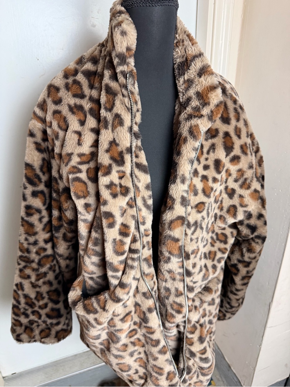 Leopard Print Faux Fur Jacket - Brown